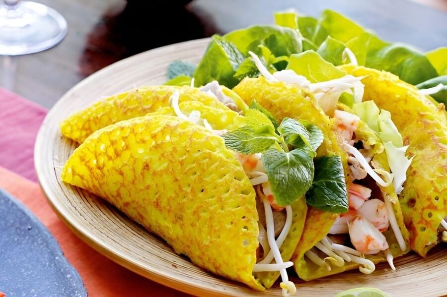 From Hue: Hue Evening Foodie Cyclo Tour. - The final stop brings more than 100 kinds of sweet soup