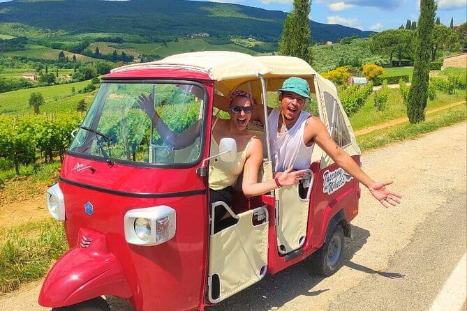 From San Gimignano: Tuscany Wine tour by Tuk Tuk with Lunch - Why the Ape Calessino makes Tuscany feel different
