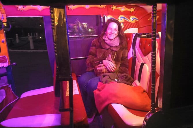 Full Day Jaipur Luxury Tuk-Tuk Tour - Precious Shopping Mall: useful, but keep your budget in mind
