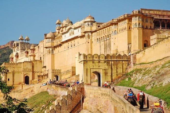 Full Day Jaipur Luxury Tuk-Tuk Tour - Royal Gaitor Tumbas: quieter royal memorials