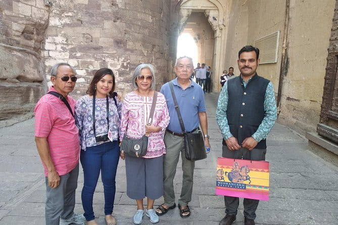 Full Day Jodhpur City Sightseeing Tour by Tuk Tuk Taxi - Pachetia Hill and the Blue City walk