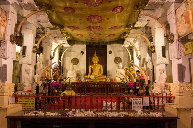 Full day Kandy walking tour with TUK TUK ride to Peradeniya gardens - Key points to know before booking