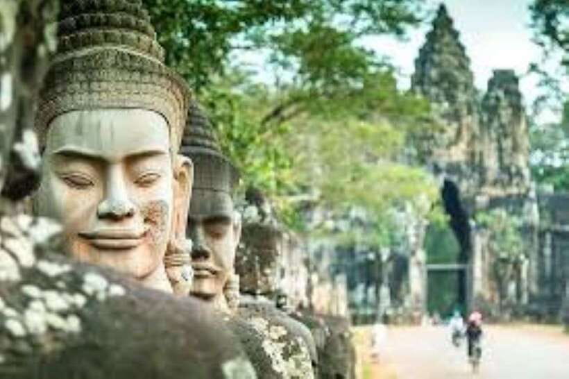 Full Day Private of Angkor Wat Tour with Tuk Tuk - Lunch at your own cost