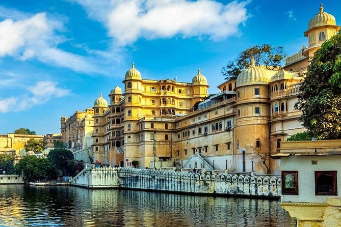 Full-Day Private Udaipur Three wheeled Tuk Tuk Sightseeing - City Palace: allow the most time here