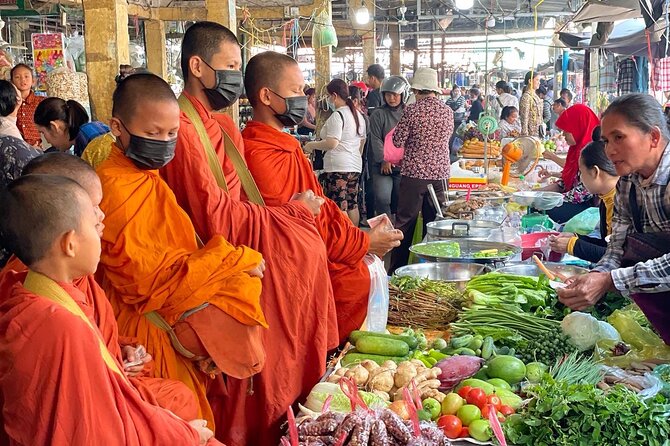 Full day tour by bicycle & tuk tuk,bamboo train,bat cave,villages - Key points to know before booking