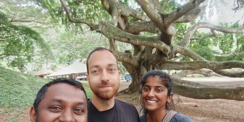 Full Day Tuk Tuk Tour – Explore Kandy with Local Expert - Craft workshops, batik, and local shopping