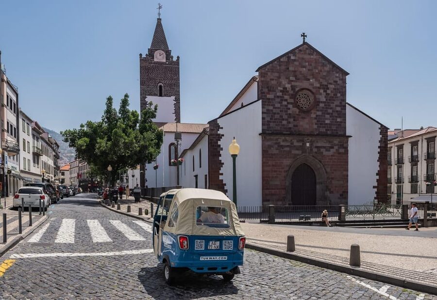 Funchal: 2-Hour Tuk-Tuk Tour with Cable Car Finale - Barreirinha for a coastal pause