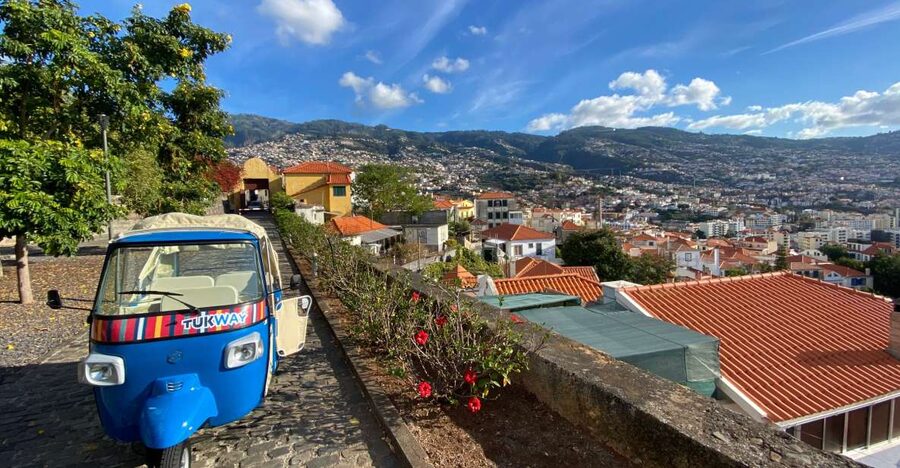 Funchal: City Highlights Tuk-Tuk Tour - From Funchal streets to Pico dos Barcelos