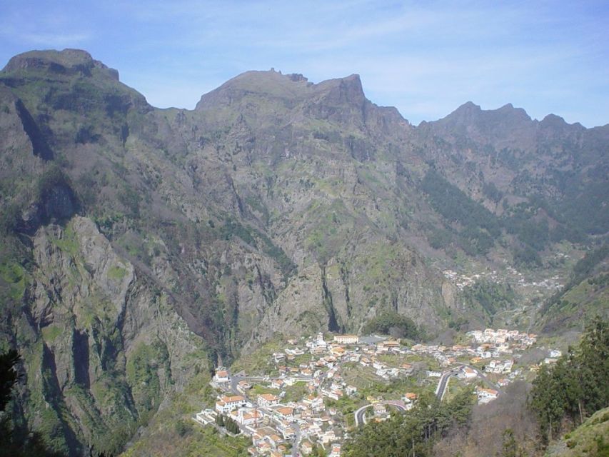 Funchal: Eira do Serrado Nun´s Valley viewpoint tuk tuk Tour - The two preview viewpoints