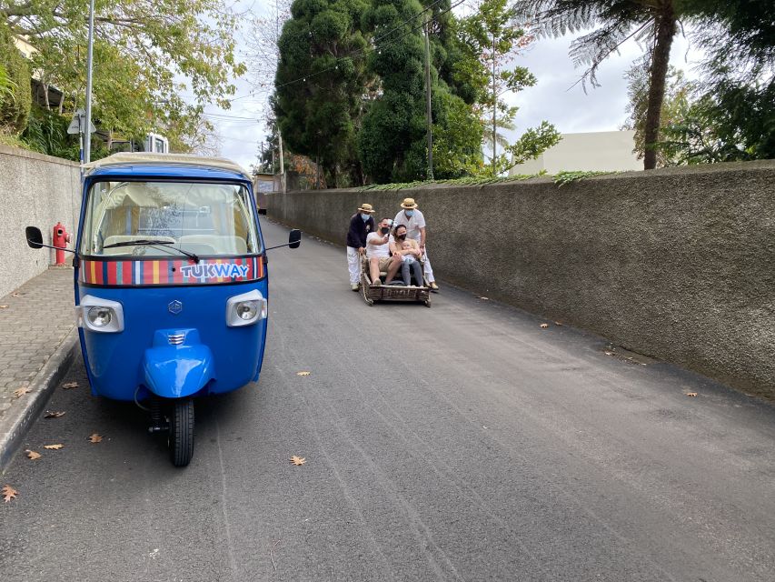 Funchal: Monte Tropical Garden & Toboggan Ride by Tuk Tuk - Climbing to Monte and visiting the church
