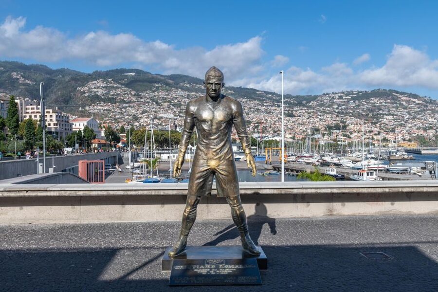 Funchal: Old Town Tuk Tuk Tour with Drop-Off at CR7 Museum - Funchal Market and the city’s everyday smells