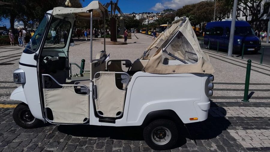 Funchal: Private Guided Tour of Historic Center by Tuk Tuk - Who will enjoy this one-hour ride?