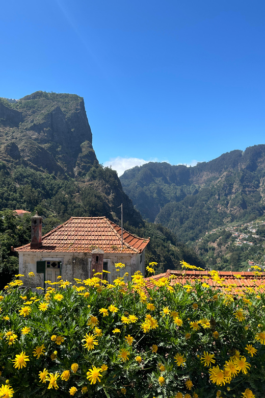Funchal: Valley of the Nun’s tour by tuk tuk - The climb from Funchal to Eira do Serrado