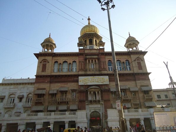 Guided 3‑hour rickshaw ride through Old Delhi with transfers - Key points to know before you book