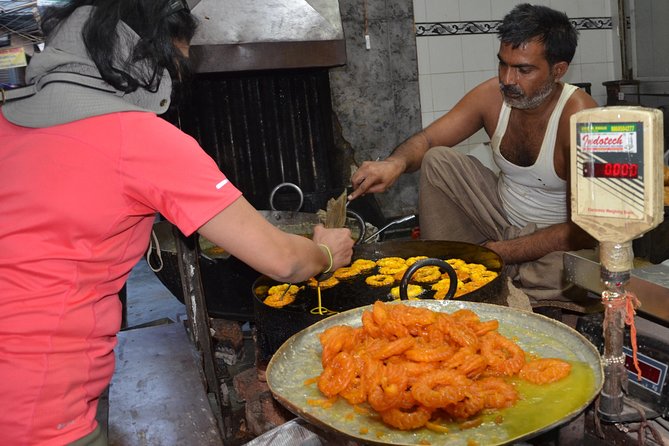 Half-Day Food Tour with Cycle Rickshaw ride to Masterji Kee Haveli - A cycle rickshaw ride through the old city