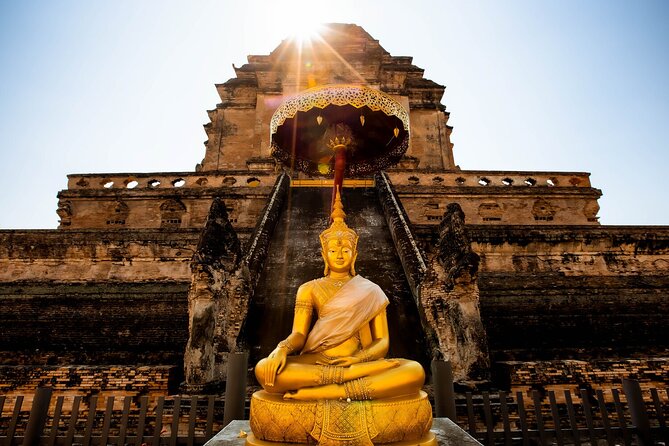 Half-Day Private Night Tour by Tuk Tuk in Chiang Mai City - Ending at Muang Mai or Warorot Market