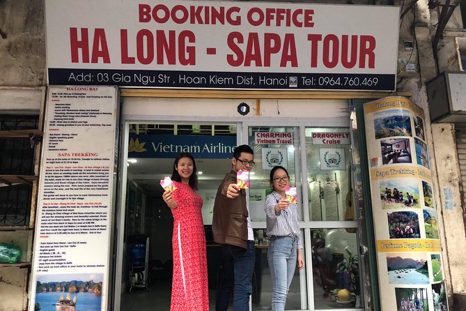 Hanoi Cyclo City Tour Including Water Puppet Show - Pickup, language, and timing details