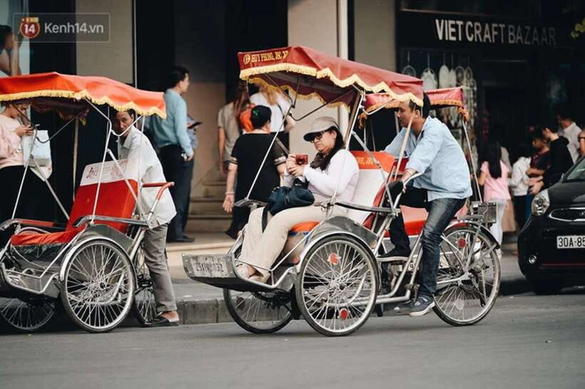 Hanoi: Cyclo the Old Quarter and Egg Coffee Tour - Why a cyclo is a smart first look at Hanoi