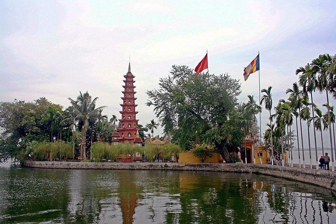 Hanoi Cyclo Tour with Lunch - The cyclo ride: atmospheric, but keep expectations modest