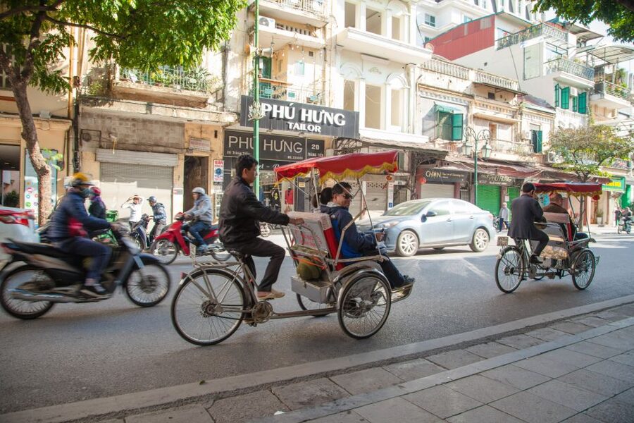 Hanoi Walking Street Food Tour & Cyclo Ride - What the $25 price really buys