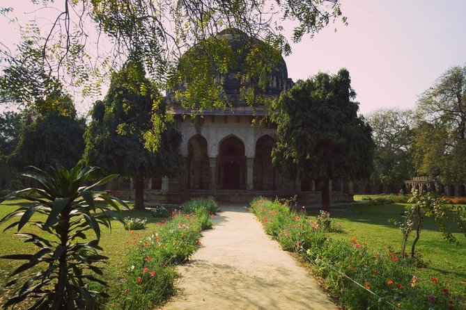 Heritage Delhi Photography Walk (2 Hours Guided Walking Tour with Rickshaw Ride) - The cycle-rickshaw ride is part of the experience