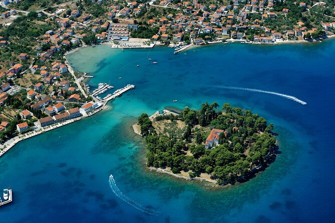 Hidden Gems of Zadar Eco tuk tuk Tour - Basketball, sports, and local pride