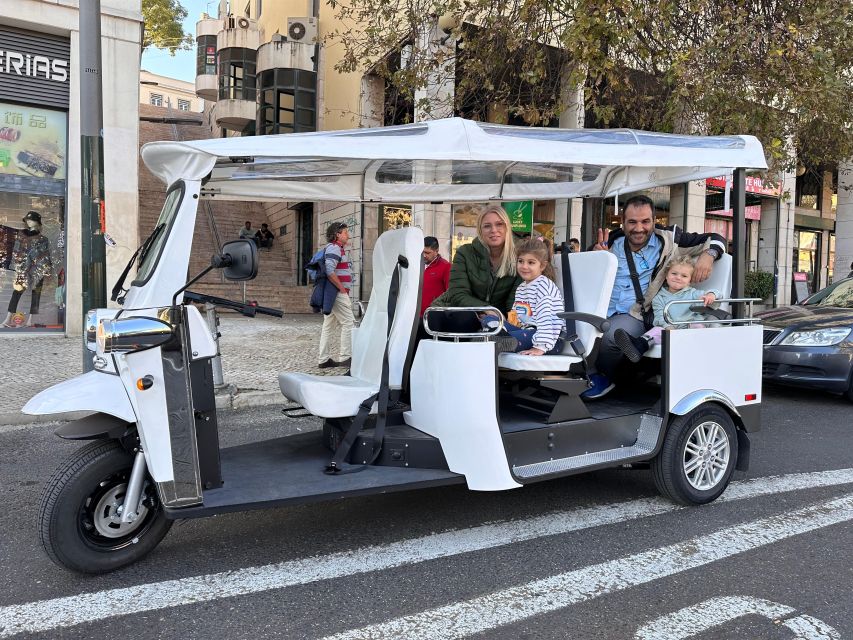 Historical Tuk Tuk Tour, Viewpoints and Old Neighborhoods - Lisbon Cathedral and the first climb