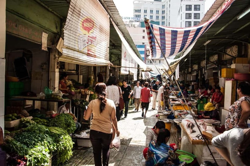 Ho Chi Minh City: City Highlights Tour by Cyclo - Thiên Hậu Temple and the city’s Chinese-Vietnamese character