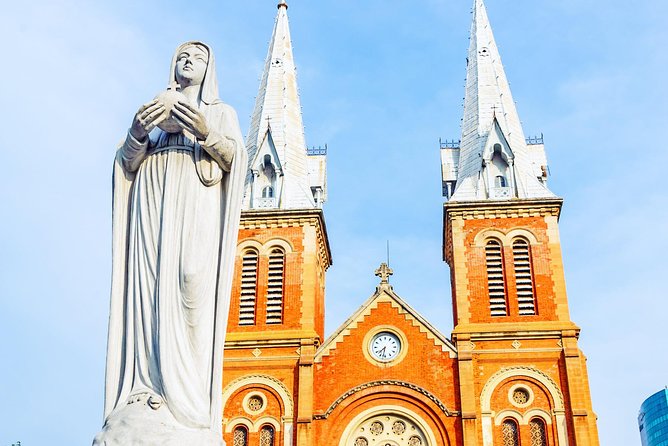 Ho Chi Minh City Shore Excursion: Private City Tour Including Cyclo Ride - A morning of puppets, history, and religious art