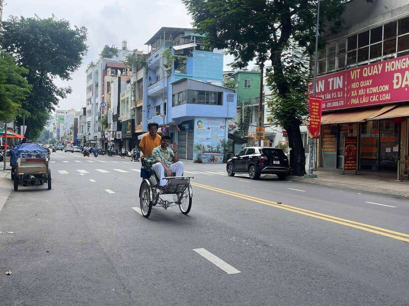 Ho Chi Minh City Sightseeing Panoramic Cycling Tour By Cyclo - Seeing Saigon from a private cyclo