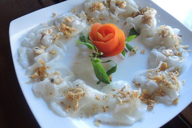 Hoi An Rickshaw Riding/Carpentry or Ceramic Class by Foodie Tour - Choosing pottery or carpentry