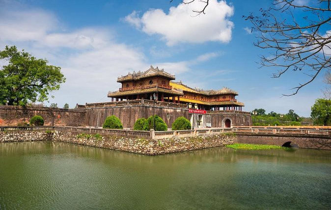 Hue Food Tour by Walking or Cyclo or Motorbike with Driver - Key points to know before booking