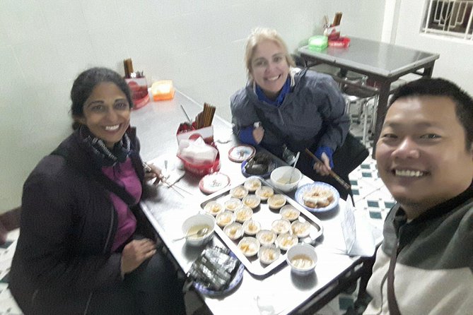 Hue Food Tour by Walking or Cyclo or Motorbike with Driver - Choose walking, cyclo, or motorbike