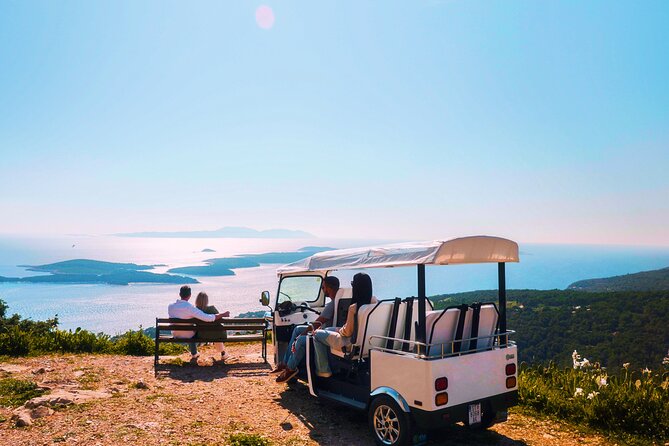 Hvar Adventure Tour: Explore with a 4-6 Seater eTuk Tuk Rickshaw! - Velo Grablje and Hvar’s lavender tradition