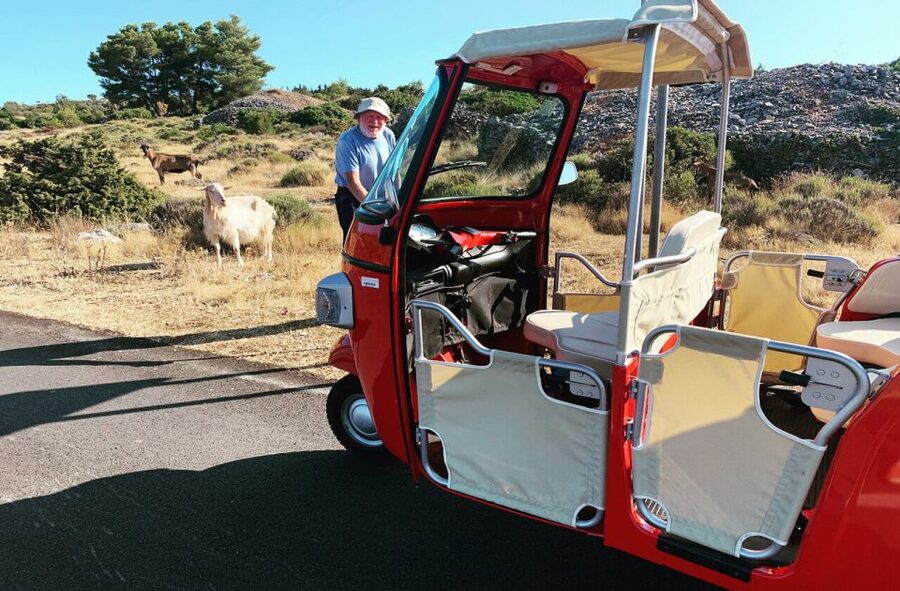Hvar: Tuk Tuk island tour - St. Roko chapel and the view toward Stari Grad
