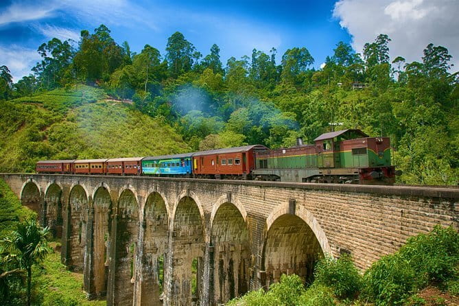 Instagrammable Kandy by Tuk-Tuk (Private & All-Inclusive) - Bahirawa Kanda and the View Over Kandy
