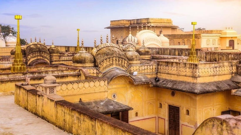 Jaipur: 4 Hours Nahargarh and Jaigarh Forts Tuk-Tuk Tour - Why these two Jaipur forts work well together