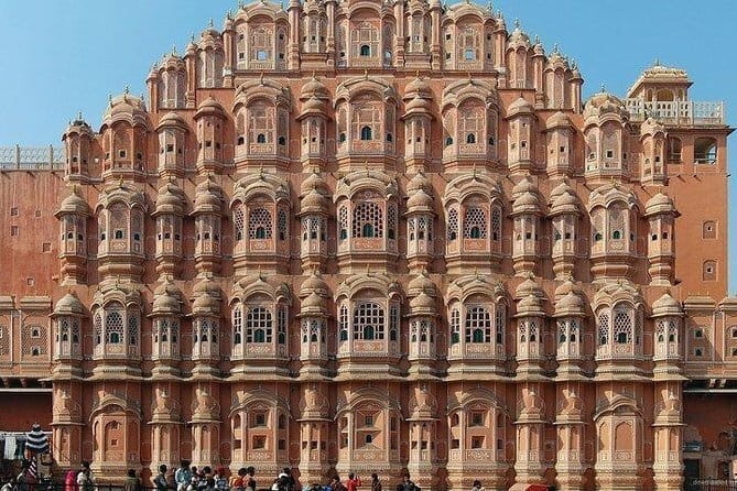 Jaipur City Tour by Women-Driven E-Rickshaw - City Palace: two hours inside Jaipur’s royal center