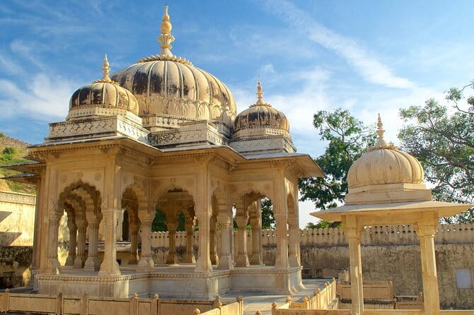 Jaipur Full Day Heritage of Pink City Tour By Tuk Tuk With Chai - Hawa Mahal and Jaipur’s old-city face