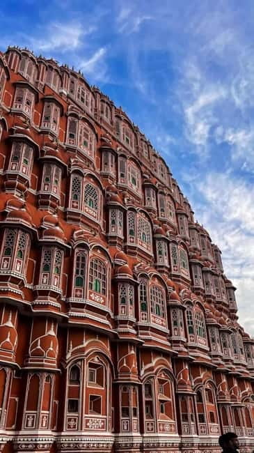 Jaipur : Full Day Tuk Tuk Tour - Gaitor Ki Chhatriyan adds a quieter royal stop