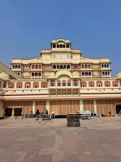 Jaipur Half Day Tour By Tuk Tuk With Local Chaiwala - Markets, Textiles, and Gemstones