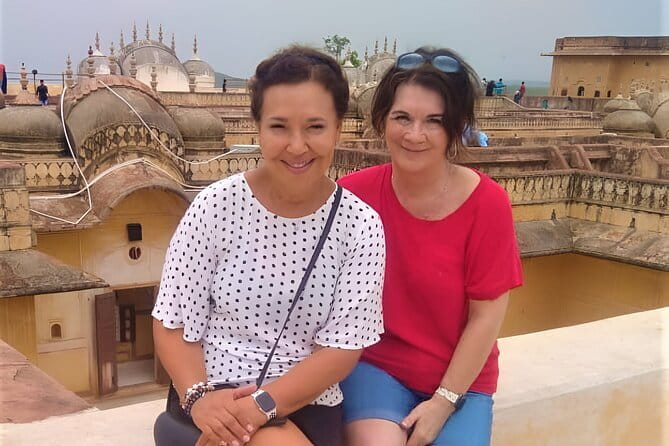 Jaipur Half-Day Tour with Flower Market by Tuk-Tuk or Car - The Pink City finishes with street life