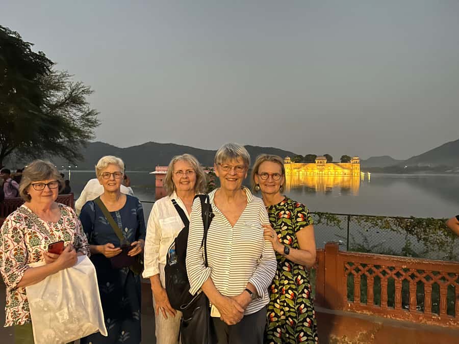 Jaipur: Night Tuk-Tuk Tour With Friendly Local Driver - Why Jaipur is especially good after sunset
