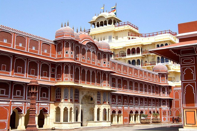 Jaipur: Private Day Trip by Tuk-Tuk & Guide with Pick-Up & Drop - Starting in Jaipur by Tuk-Tuk