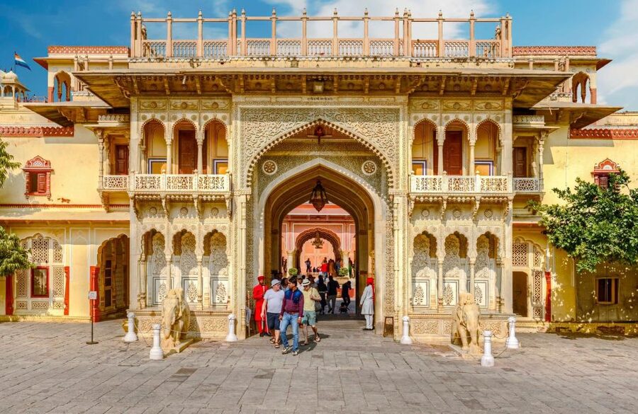 Jaipur: Private Full-Day City Tour by Tuk-Tuk or Car - Lunch is flexible and not included