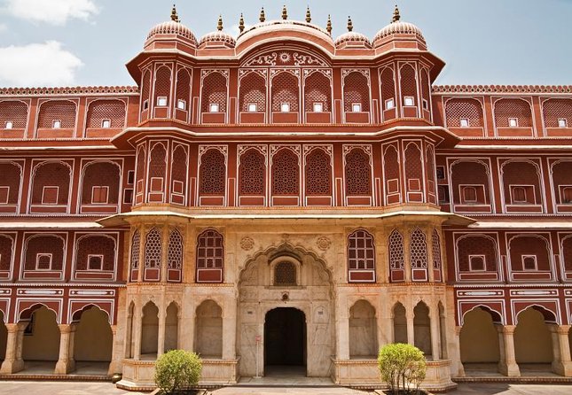 Jaipur Private Full-Day Sightseeing Tour by Tuk-Tuk with Pickup - Key points to know before booking