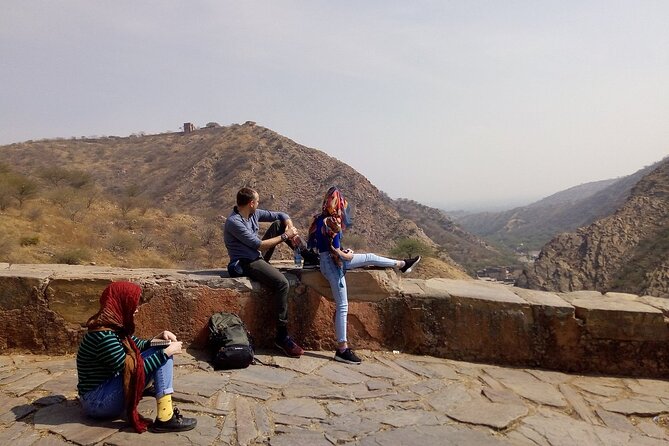 Jaipur Private Tuk Tuk Tour – Full-Day jaipur City Sightseeing - Gaitore, a quieter royal memorial site