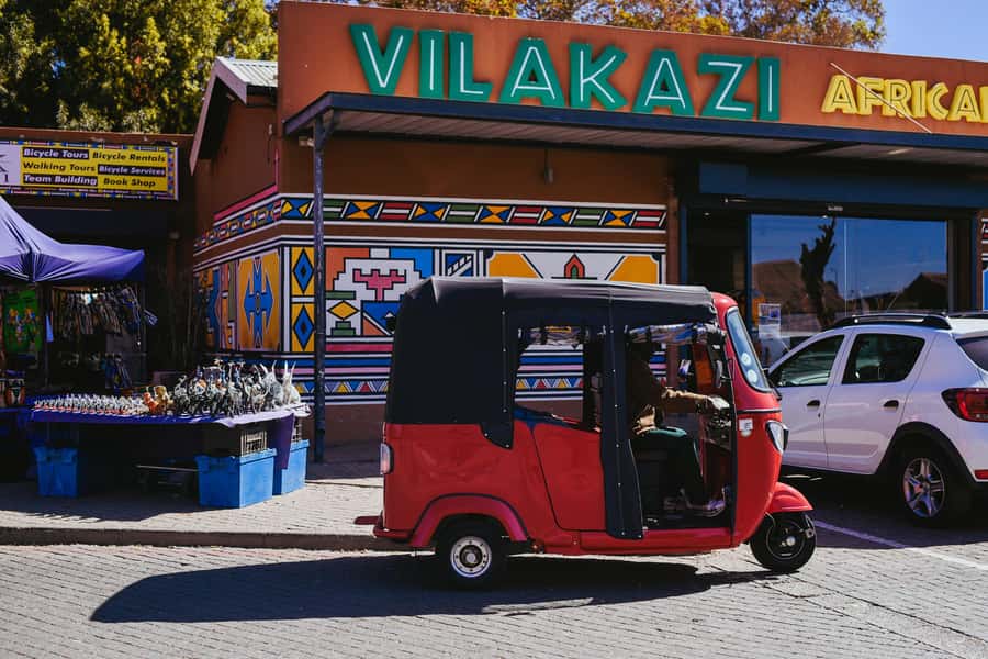 Johannesburg: Soweto Tour by Tuk Tuk - Hector Pieterson Museum and the Soweto uprising