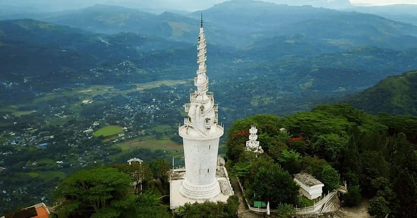 Kandy City Tour & Ambuluwawa Tuk Tuk Adventure - A flexible tuk tuk route through Kandy