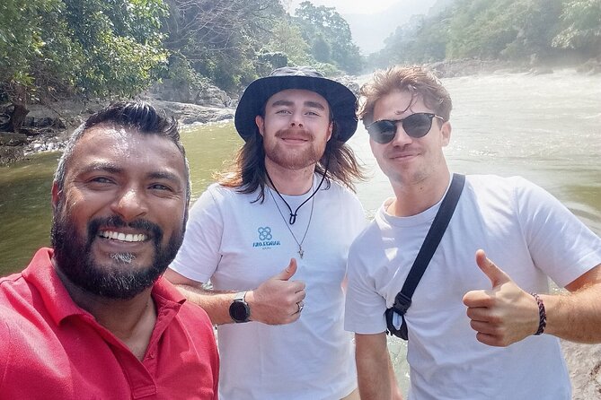 Kandy City Tour by Tuk Tuk with sana - Tea, gems, and the story behind Sri Lankan exports